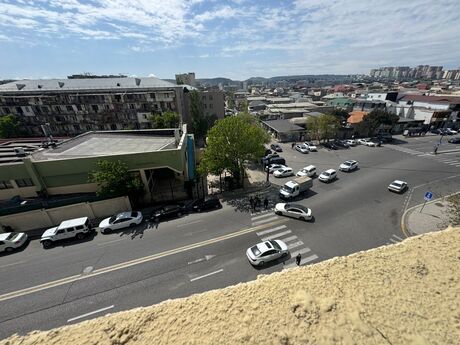 3 otaqlı yeni tikili - Elmlər Akademiyası m. - 134 m²