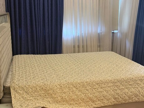 3-room apartment for rent, 130 m², Memar Əcəmi: 1 000 ₼/mo 5