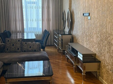 3 otaqlı yeni tikili - Memar Əcəmi m. - 130 m²