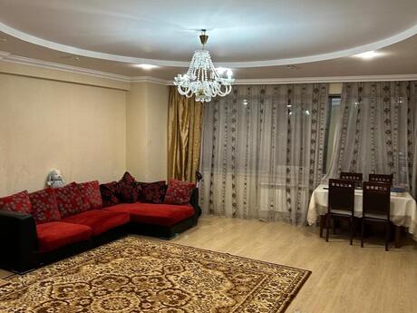 4 otaqlı yeni tikili - Bakıxanov q. - 122.6 m²