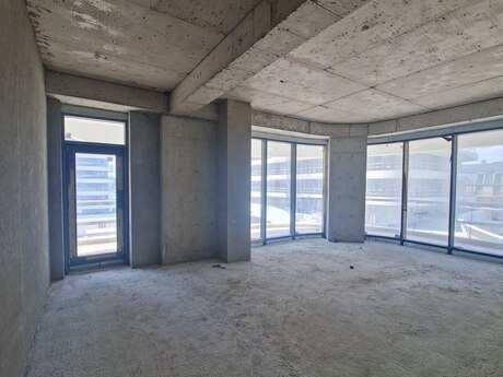 4 otaqlı yeni tikili - Ağ şəhər q. - 281 m²
