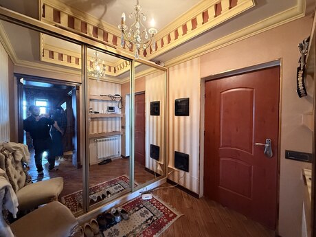 3 otaqlı yeni tikili - Şah İsmayıl Xətai m. - 160 m²