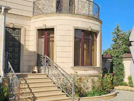 6 otaqlı həyət evi/bağ evi - Sabunçu r. - 420 m²