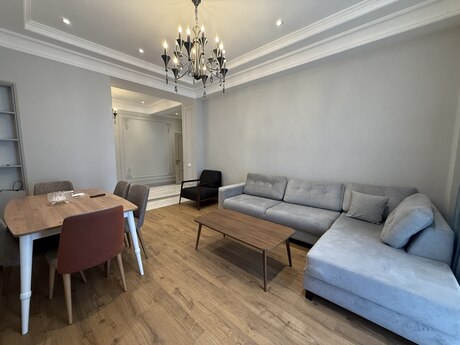 3 otaqlı yeni tikili - Ağ şəhər q. - 140 m²