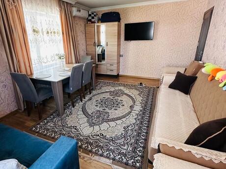 2 otaqlı köhnə tikili - İnşaatçılar m. - 55 m²