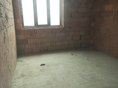 2 otaqlı köhnə tikili - Bakıxanov q. - 70 m²
