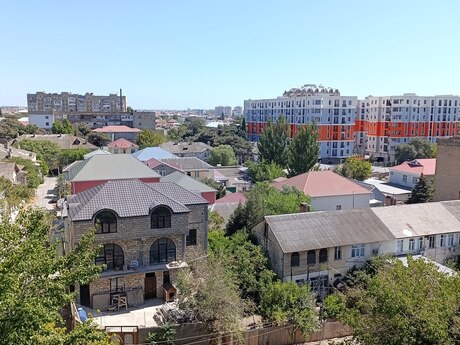 2 otaqlı köhnə tikili - Bakıxanov q. - 70 m²