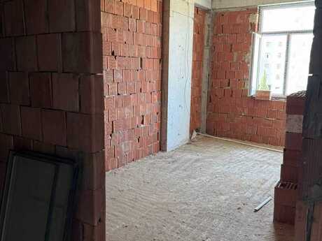 3 otaqlı yeni tikili - Binəqədi r. - 100 m²