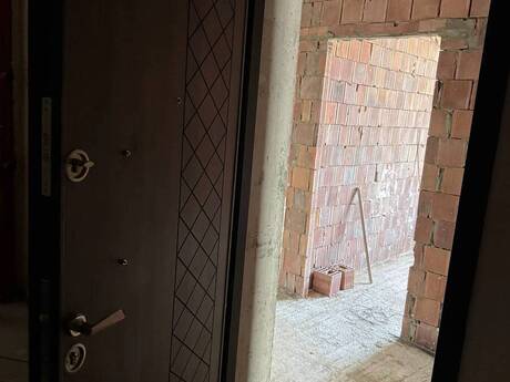 3 otaqlı yeni tikili - Binəqədi r. - 100 m²