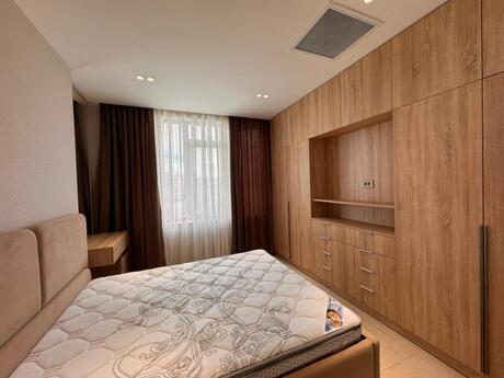 2 otaqlı yeni tikili - Şah İsmayıl Xətai m. - 69 m²