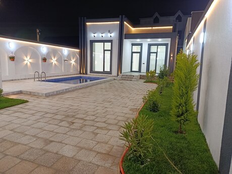 4 otaqlı həyət evi/bağ evi - Şüvəlan q. - 140 m²