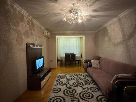 Elan №6109681 - Bakı, Nizami m., 3 otaqlı, 80 m², 3/6 mərtəbə