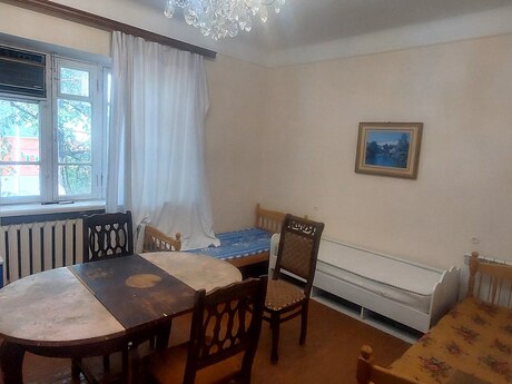 2 otaqlı köhnə tikili - Nəsimi r. - 65 m²