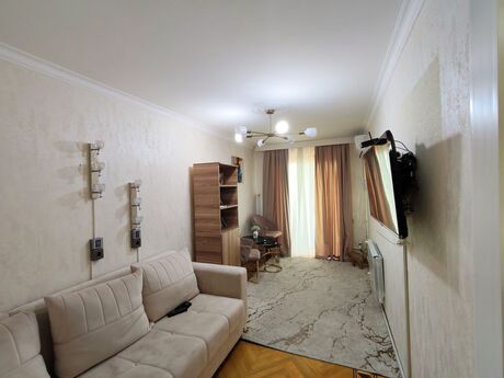 2 otaqlı köhnə tikili - İçəri Şəhər m. - 60 m²