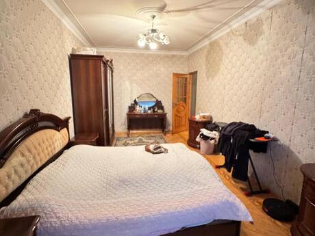 3 otaqlı köhnə tikili - Azadlıq Prospekti m. - 90 m²