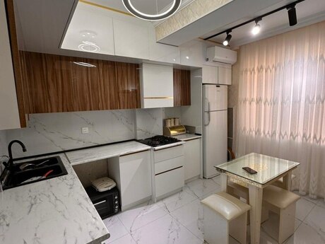 5 otaqlı yeni tikili - Məmmədli q. - 130 m²