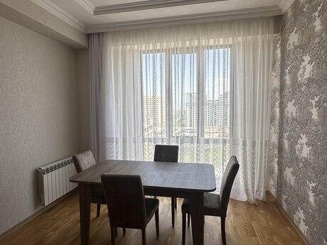 2 otaqlı yeni tikili - İnşaatçılar m. - 79 m²