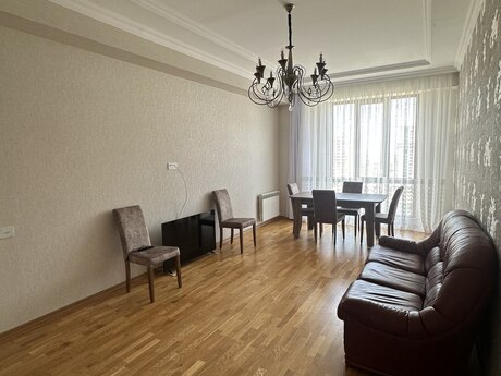 2 otaqlı yeni tikili - İnşaatçılar m. - 79 m²
