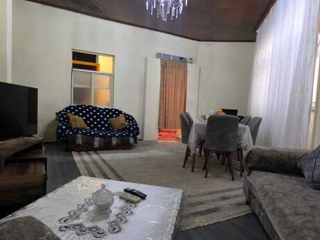 3 otaqlı həyət evi/bağ evi - Səbail r. - 90 m²