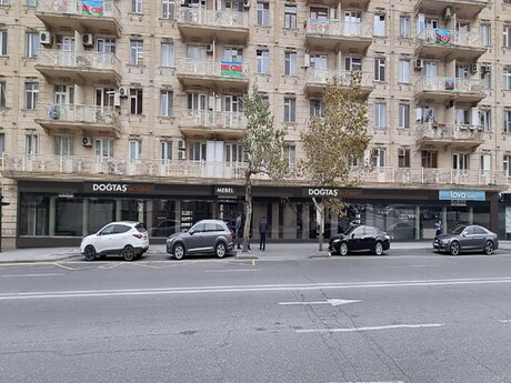 Obyekt - Nizami m. - 456 m²