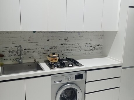 2 otaqlı yeni tikili - İnşaatçılar m. - 60 m²