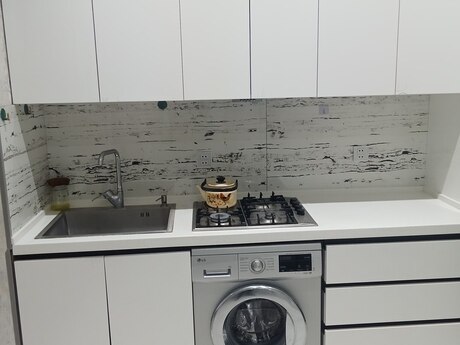 2 otaqlı yeni tikili - İnşaatçılar m. - 60 m²