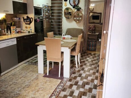 3 otaqlı köhnə tikili - Sahil m. - 80 m²
