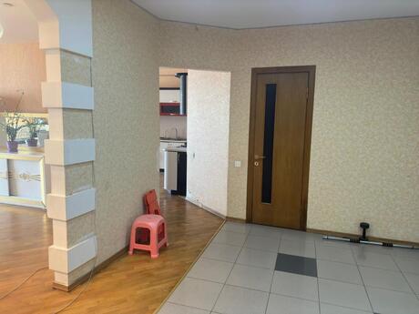 3 otaqlı yeni tikili - Gənclik m. - 200 m²