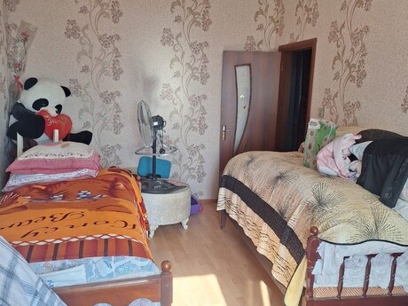 3 otaqlı köhnə tikili - Köhnə Günəşli q. - 85 m²