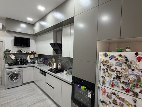 3 otaqlı yeni tikili - Nəsimi r. - 118 m²