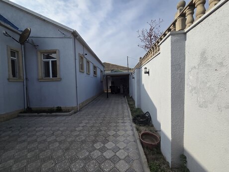 4 otaqlı həyət evi/bağ evi - Fatmayı q. - 130 m²