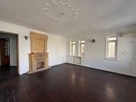 Obyekt - İçəri Şəhər m. - 150 m²