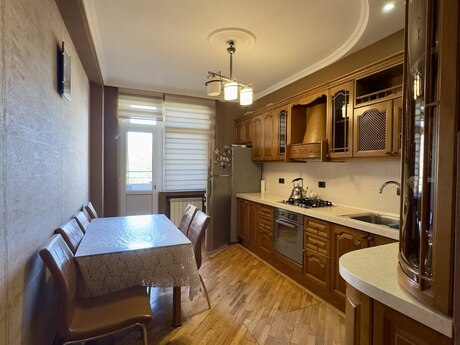 3 otaqlı yeni tikili - Nəriman Nərimanov m. - 122 m²