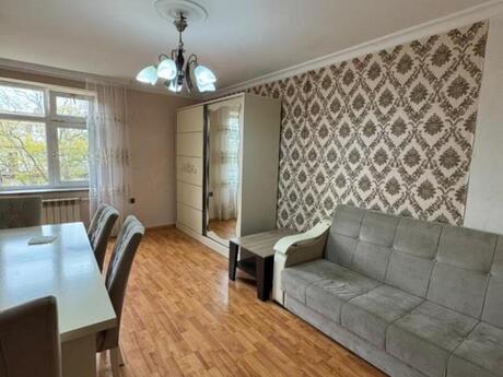 1 otaqlı köhnə tikili - Elmlər Akademiyası m. - 35 m²