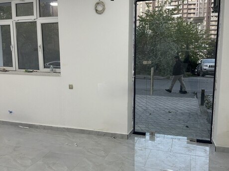 Obyekt - Elmlər Akademiyası m. - 70 m²
