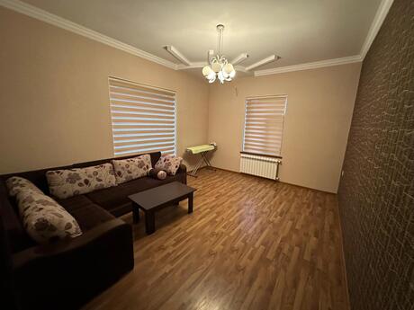 4 otaqlı həyət evi/bağ evi - Şüvəlan q. - 230 m²