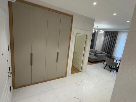 3 otaqlı yeni tikili - Ağ şəhər q. - 100 m²