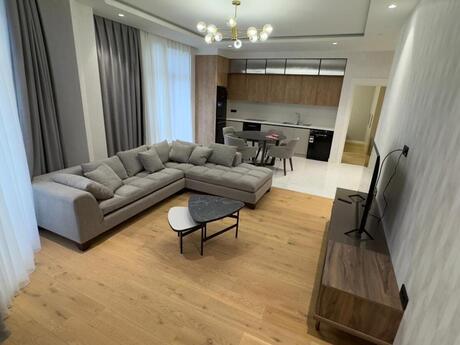 Объявление №6117998 - Баку, пос. Аг шехер, 3-комн., 100 м², 4/8 этаж