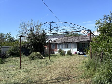 4 otaqlı həyət evi/bağ evi - Ağsu - 85 m²