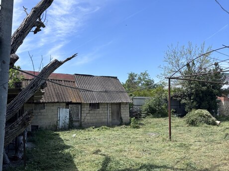 4 otaqlı həyət evi/bağ evi - Ağsu - 85 m²