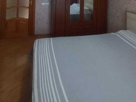 3 otaqlı köhnə tikili - Bakıxanov q. - 72 m²