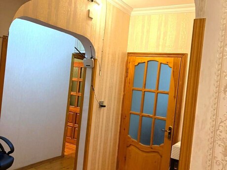 2 otaqlı köhnə tikili - Yeni Günəşli q. - 65 m²