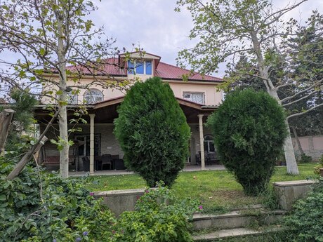 5 otaqlı həyət evi/bağ evi - Nardaran q. - 240 m²