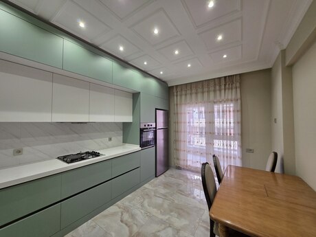 3 otaqlı yeni tikili - Nizami m. - 160 m²