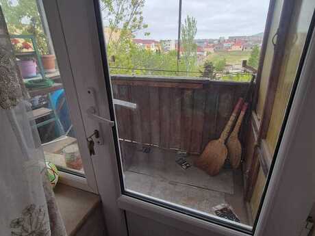 3 otaqlı köhnə tikili - Neftçilər m. - 60 m²