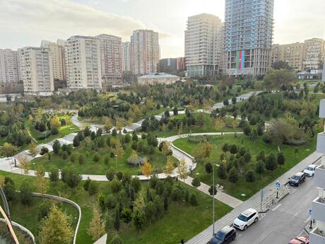 4 otaqlı yeni tikili - Elmlər Akademiyası m. - 200 m²