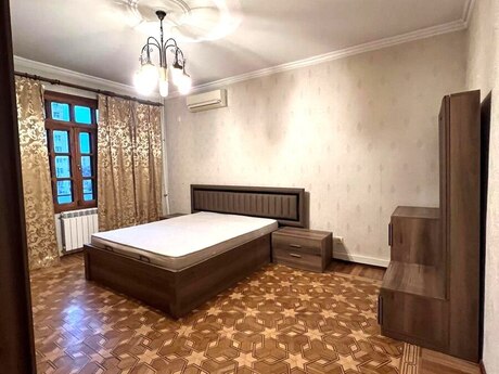 3 otaqlı köhnə tikili - Neftçilər m. - 90 m²