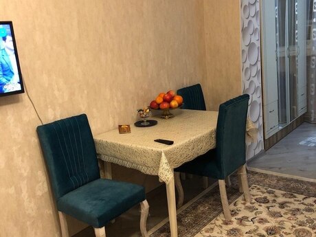 1 otaqlı köhnə tikili - Neftçilər m. - 43 m²