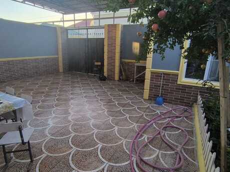 3 otaqlı həyət evi/bağ evi - Yeni Ramana q. - 100 m²