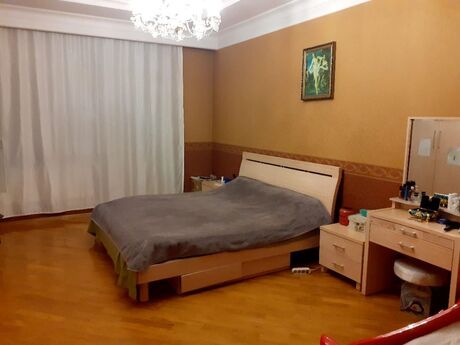 Объявление №6118113 - Баку, м. Низами, 3-комн., 145 м², 3/14 этаж